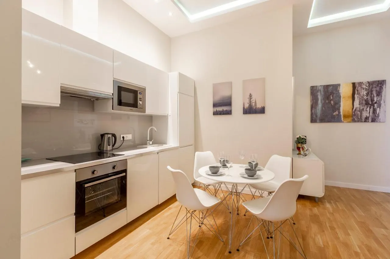Luxury Quentin Apartment 3 Bedrm, 2 Bathrm Budapest 0*,  Hungary